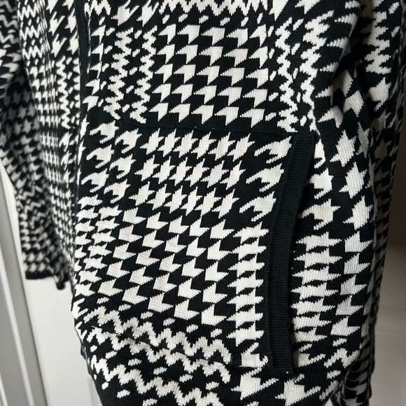 Chico’s  Sz 3 (16-18)  Women’s Jacket Hoodie Zipper Black/White Cotton/Silk - Picture 4 of 6